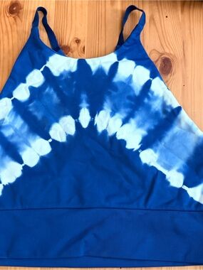 JoyLab Blue and White Tie-Dye Cropped Tank